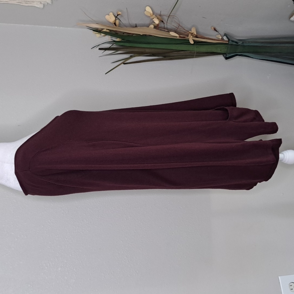 New York Company Tunic Sweatshirt Burgundy Knit Stretchy Medium Long Sleeve